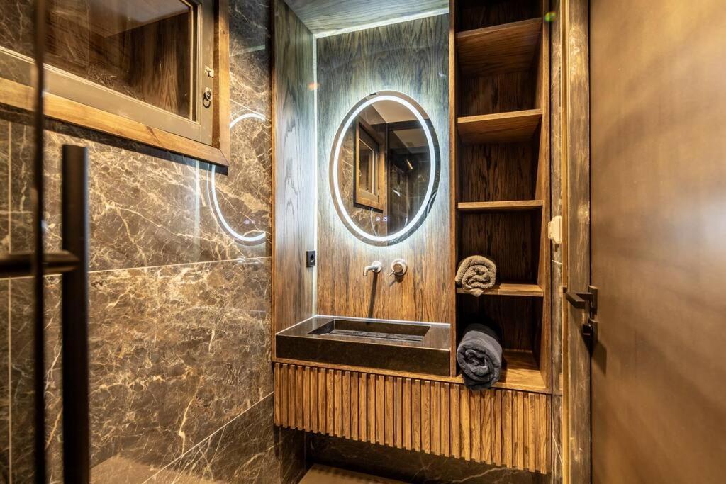 ברדה Thebridge29 Boutique Apartment מראה חיצוני תמונה