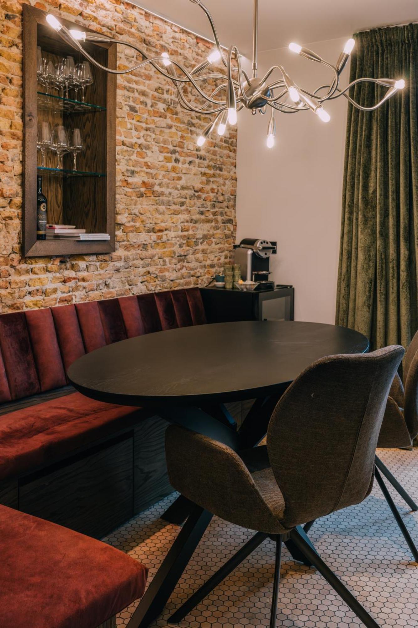 ברדה Thebridge29 Boutique Apartment מראה חיצוני תמונה